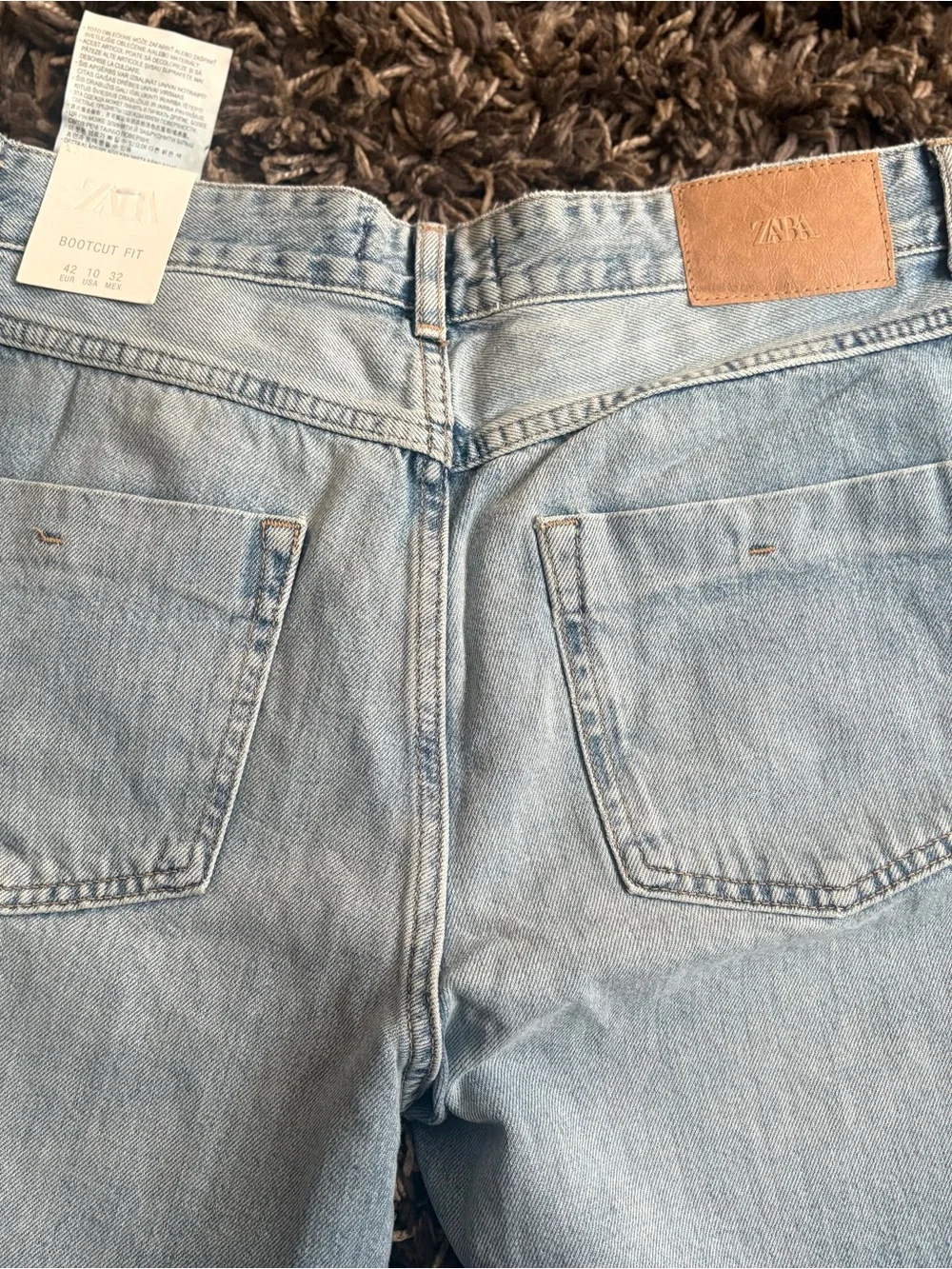 Zara’s women’s bootcut jeans